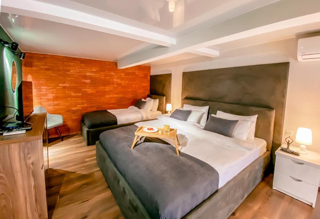 Luxury Duplex Suites - City Center Tbilisi Exterior photo